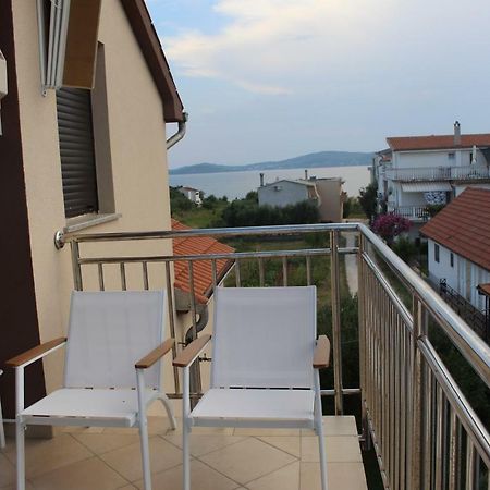 Apartments Helena Бибине Екстериор снимка