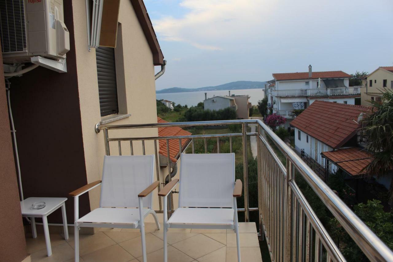 Apartments Helena Бибине Екстериор снимка