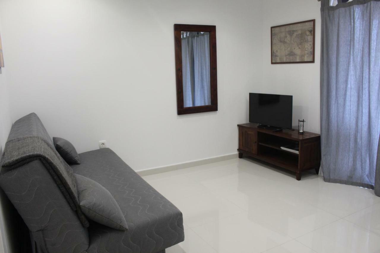 Apartments Helena Бибине Екстериор снимка
