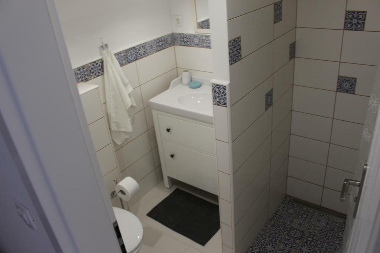 Apartments Helena Бибине Екстериор снимка